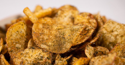 Seaweed potato chips